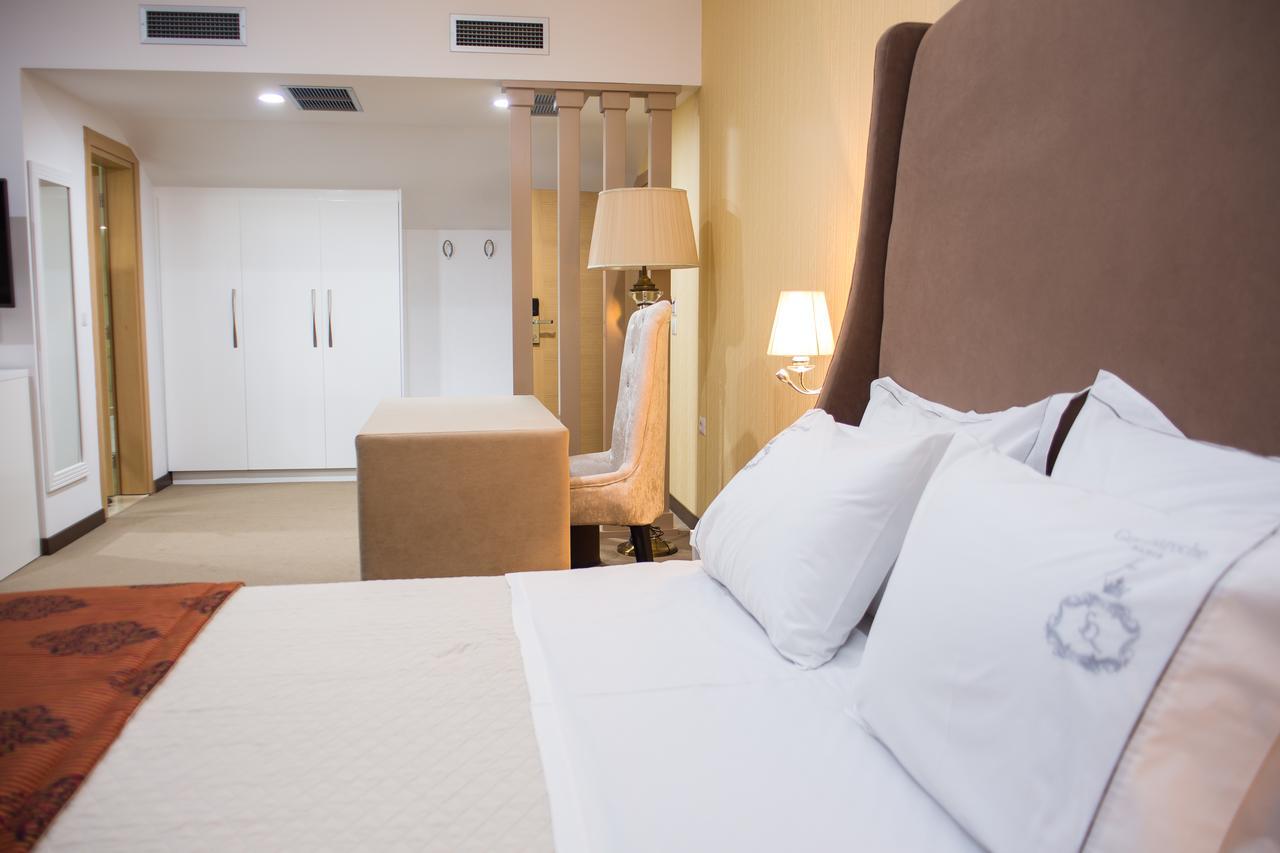 Santa Quaranta Premium Resort ซารานเดอ ภายนอก รูปภาพ